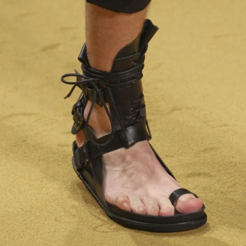 Atsitiktinis Mens Gladiatorių Sandalai Vasarą Natūralios Odos Avalynė Flip Flops Tuščiaviduriai Iš Sagtis Dirželis Aukštos Viršų Platforma Romos Sandalai Naujas 2