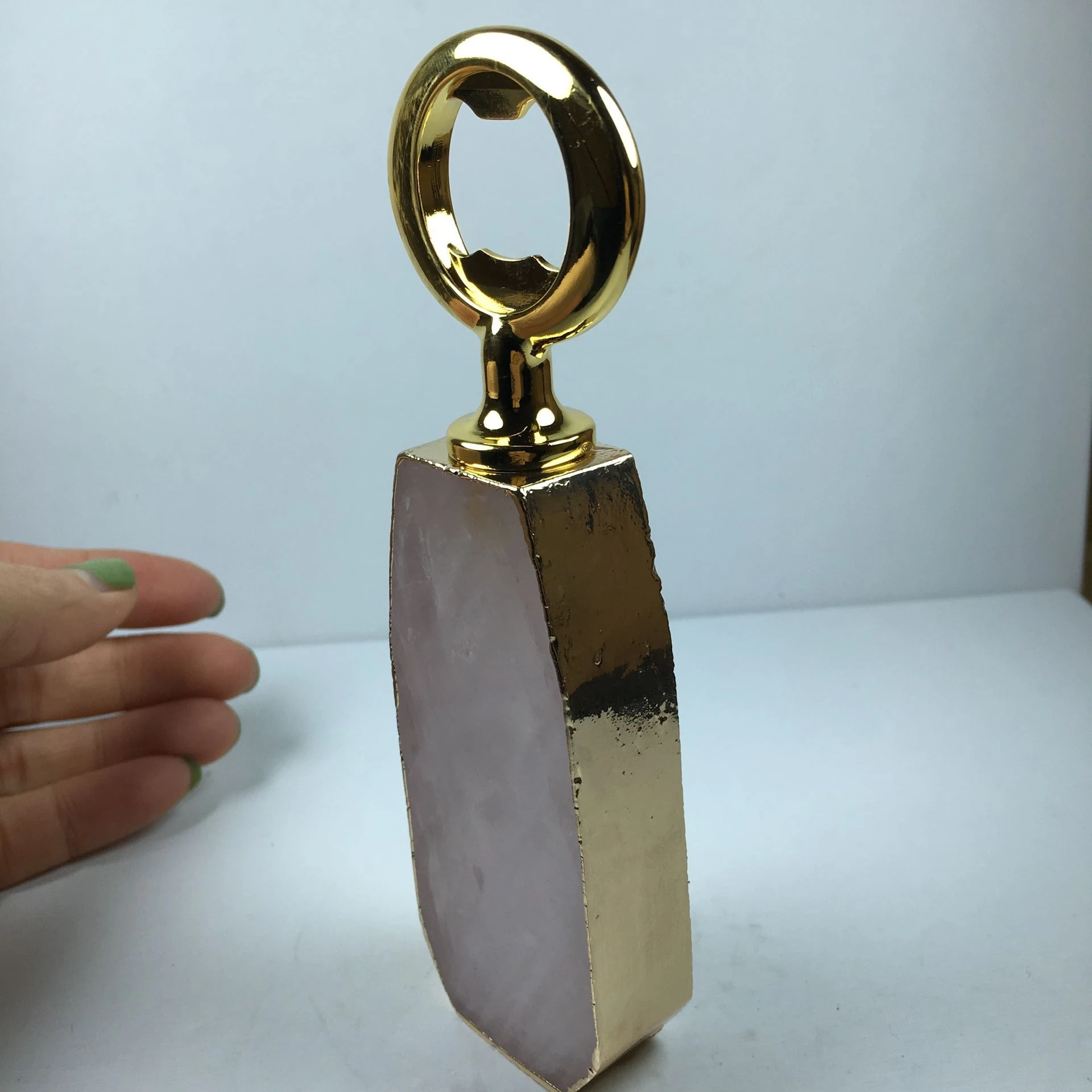 1PCS Natūralaus akmens butelio atidarytuvas alaus butelio atidarytuvas asmenybės rožinė kristalų galvanizavimo aukso kraštas 3